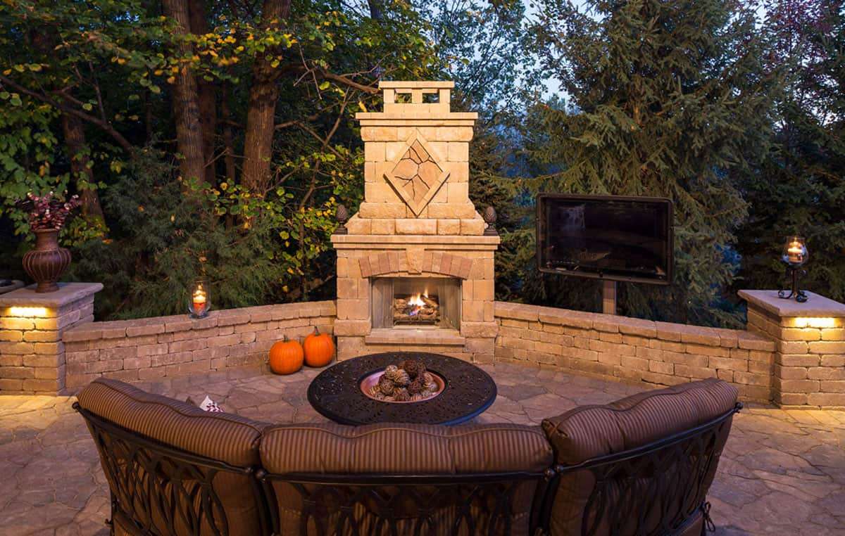 24-hillside-backyard-renovation